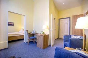 Hotel Graf Waldersee - Room
