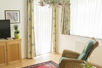 ausZEIT Ihr Sibyllenbad-Gästehaus - Zimmer