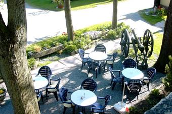 Schloss Issigau Hotel & Campingplatz - Terrasse