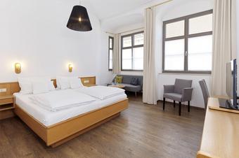 Lodner´s Genießerhotel & Hotel Drei Mohren - Room